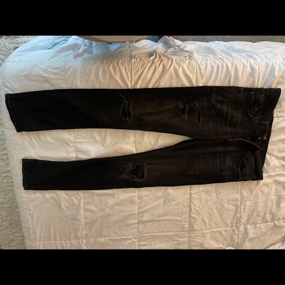 River Island Black Distressed Denim Size 30
